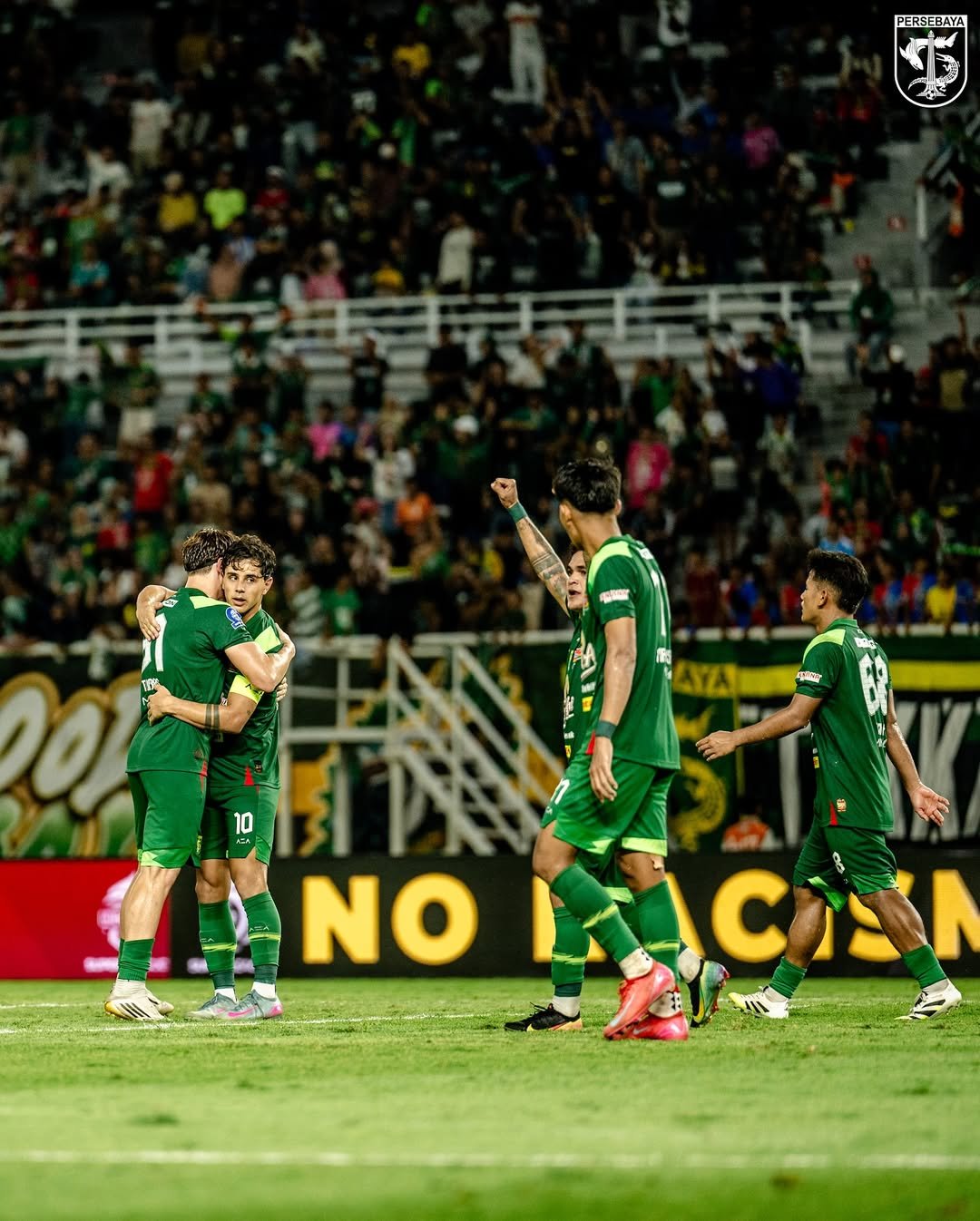  Hasil dan Klasemen Super League: Persebaya Menang Tipis Lawan Semen Padang Berkat Gol Bruno Moreira