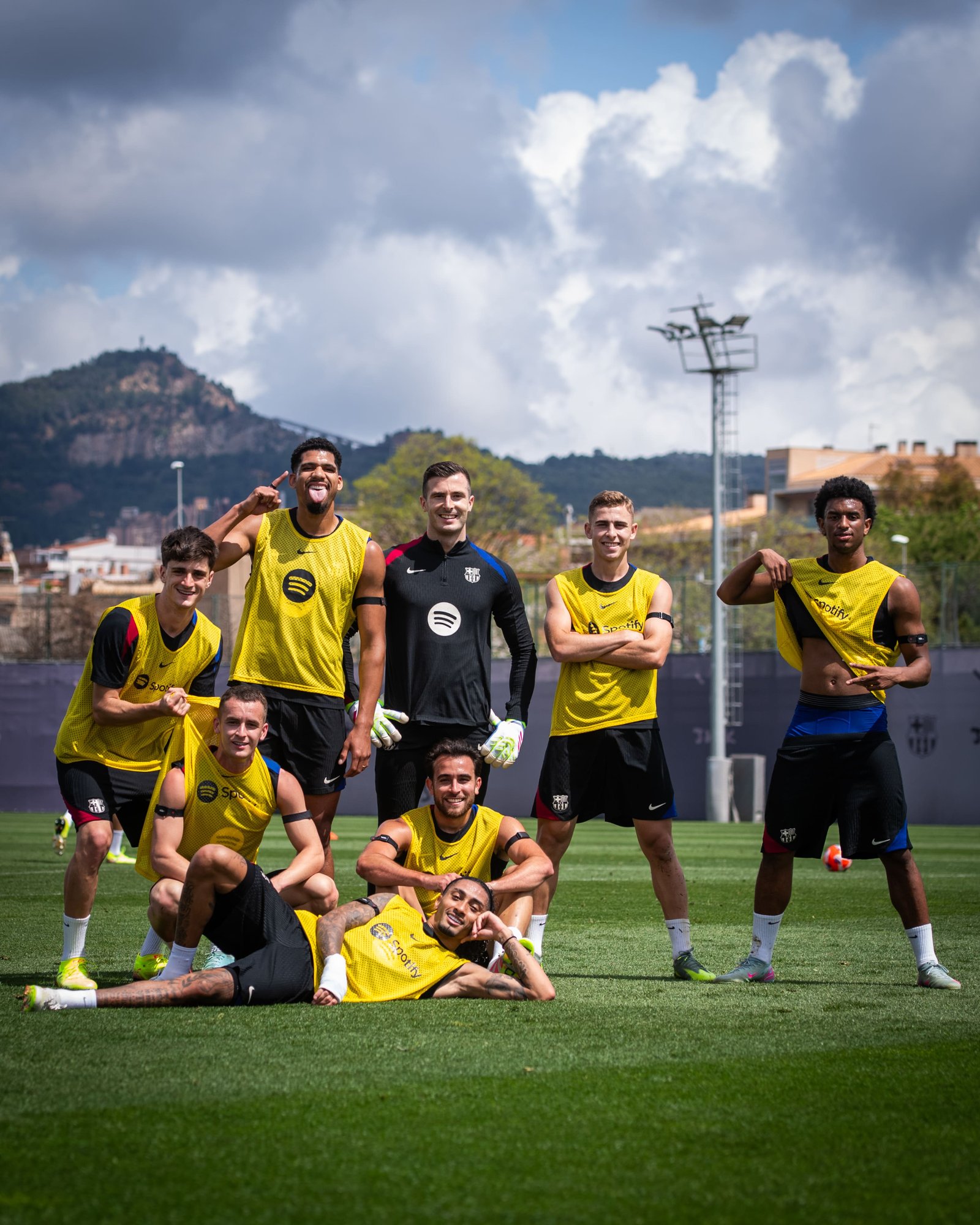 Link Nonton Siaran Langsung Liga Spanyol: El Clasico Barcelona vs Real Madrid