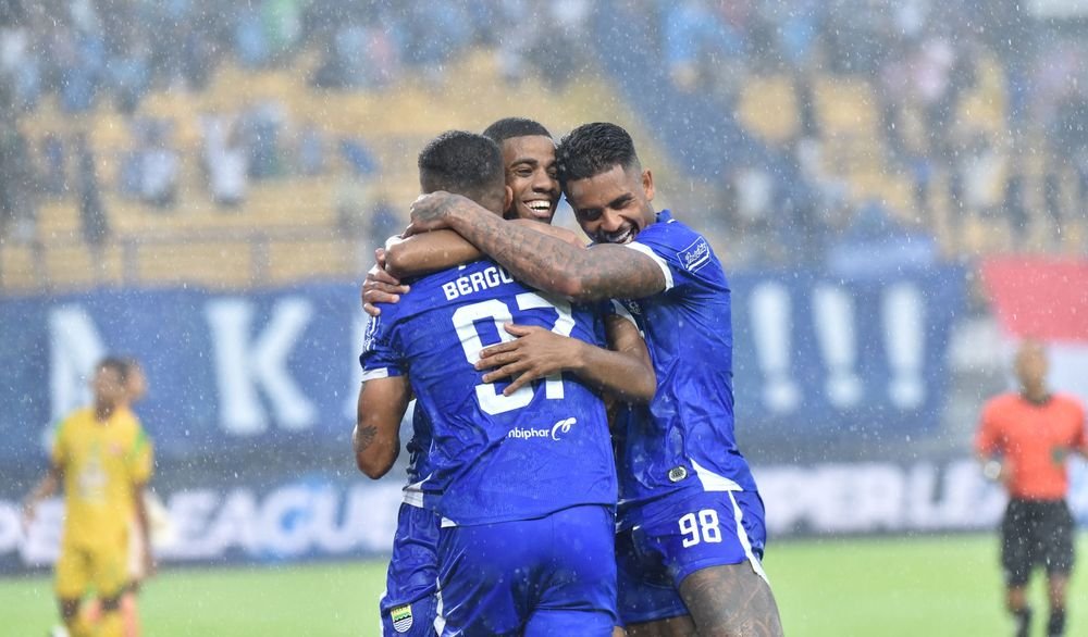 Hasil dan Klasemen Super League: Tekuk Persebaya, Persib Kembali ke Jalur Kemenangan