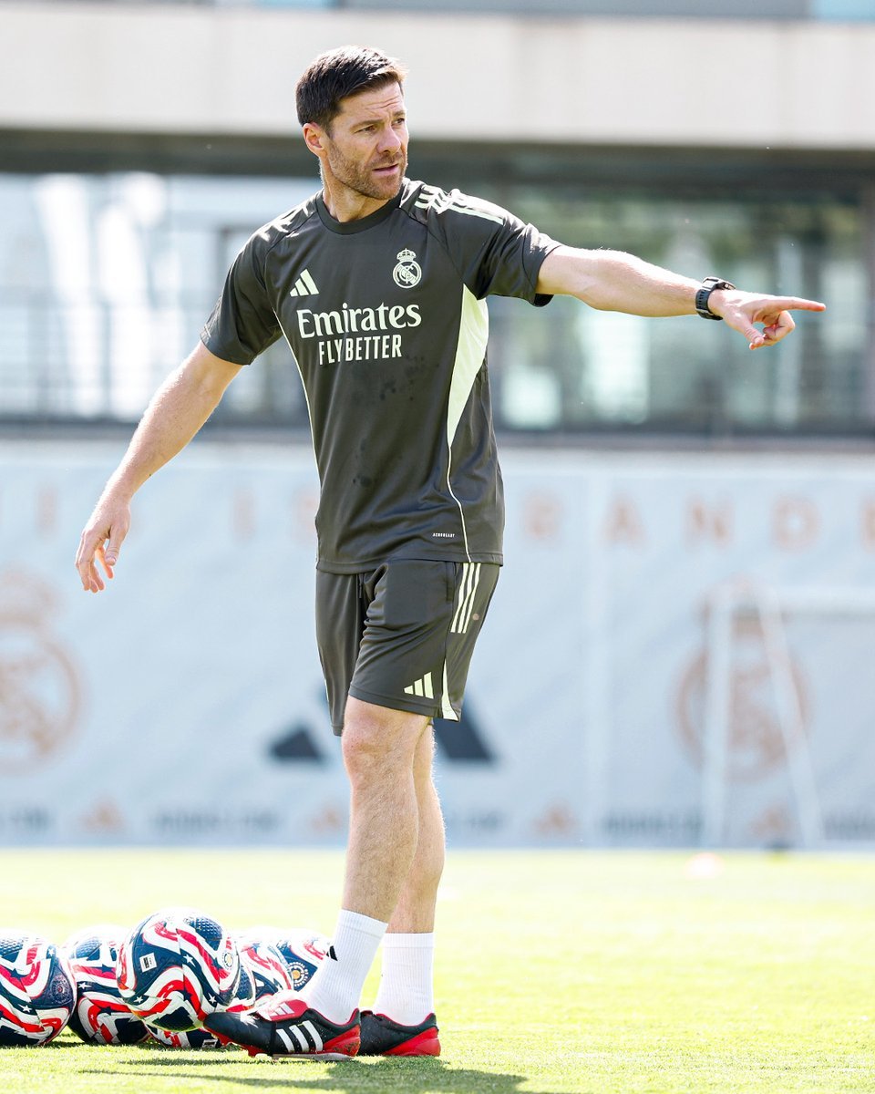 Setelah TAA dan Dean Huijsen, Xabi Alonso Janjikan 2 Pemain Baru Lagi untuk Real Madrid