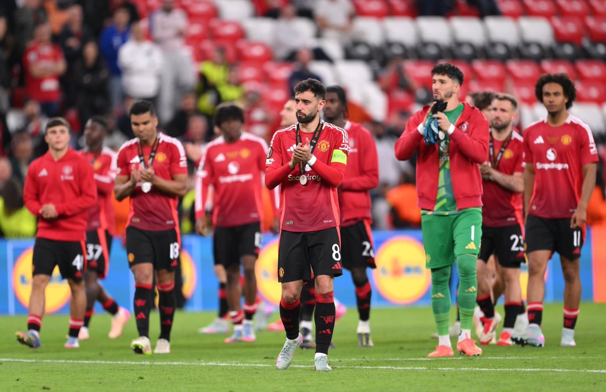 Stres Berat, 2 Bintang Manchester United Ini Rasanya Ingin Hengkang Saja