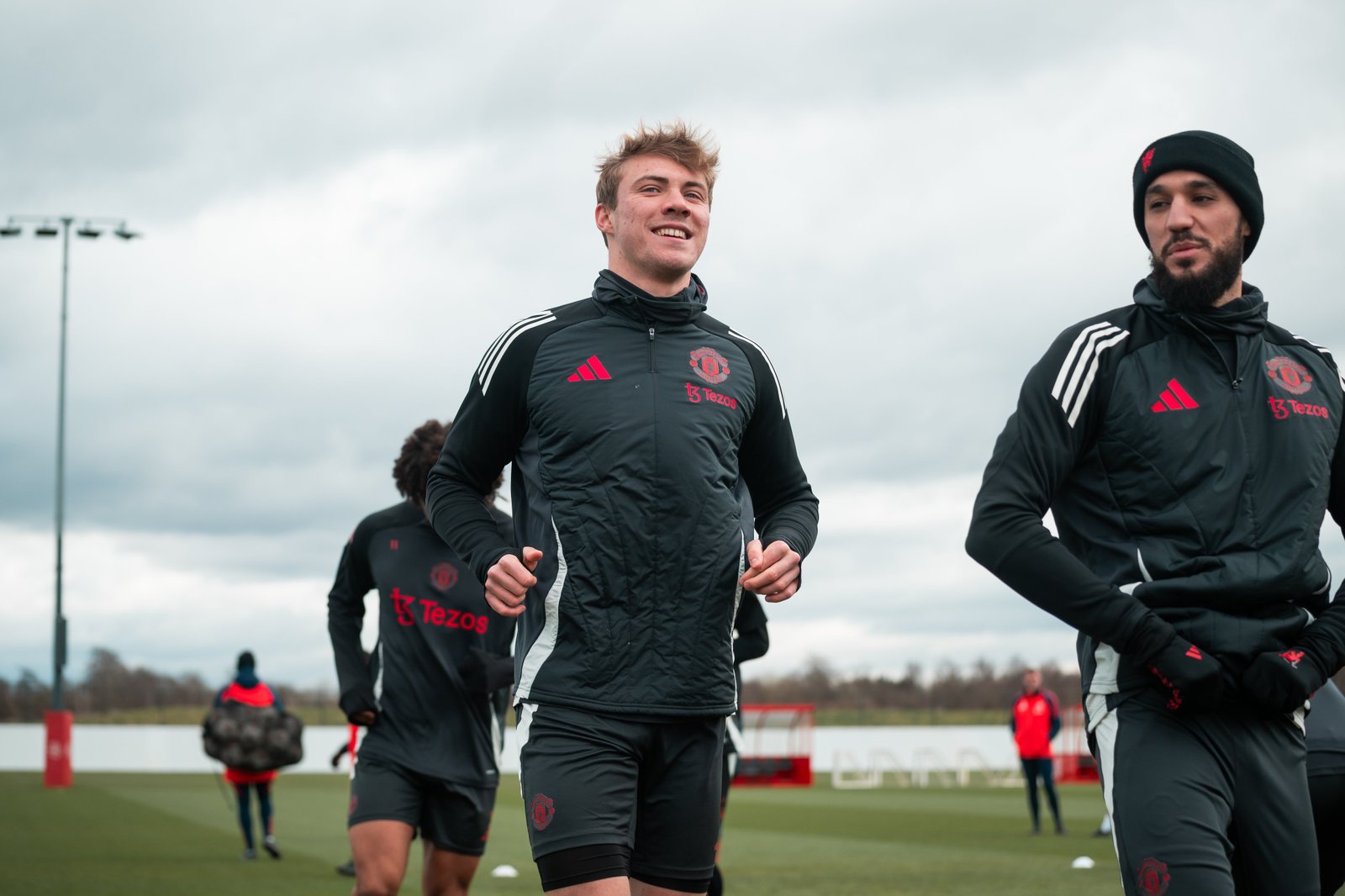 Rasmus Hojlund Makin Dekat Pintu Keluar Manchester United Setelah Diketuk Napoli