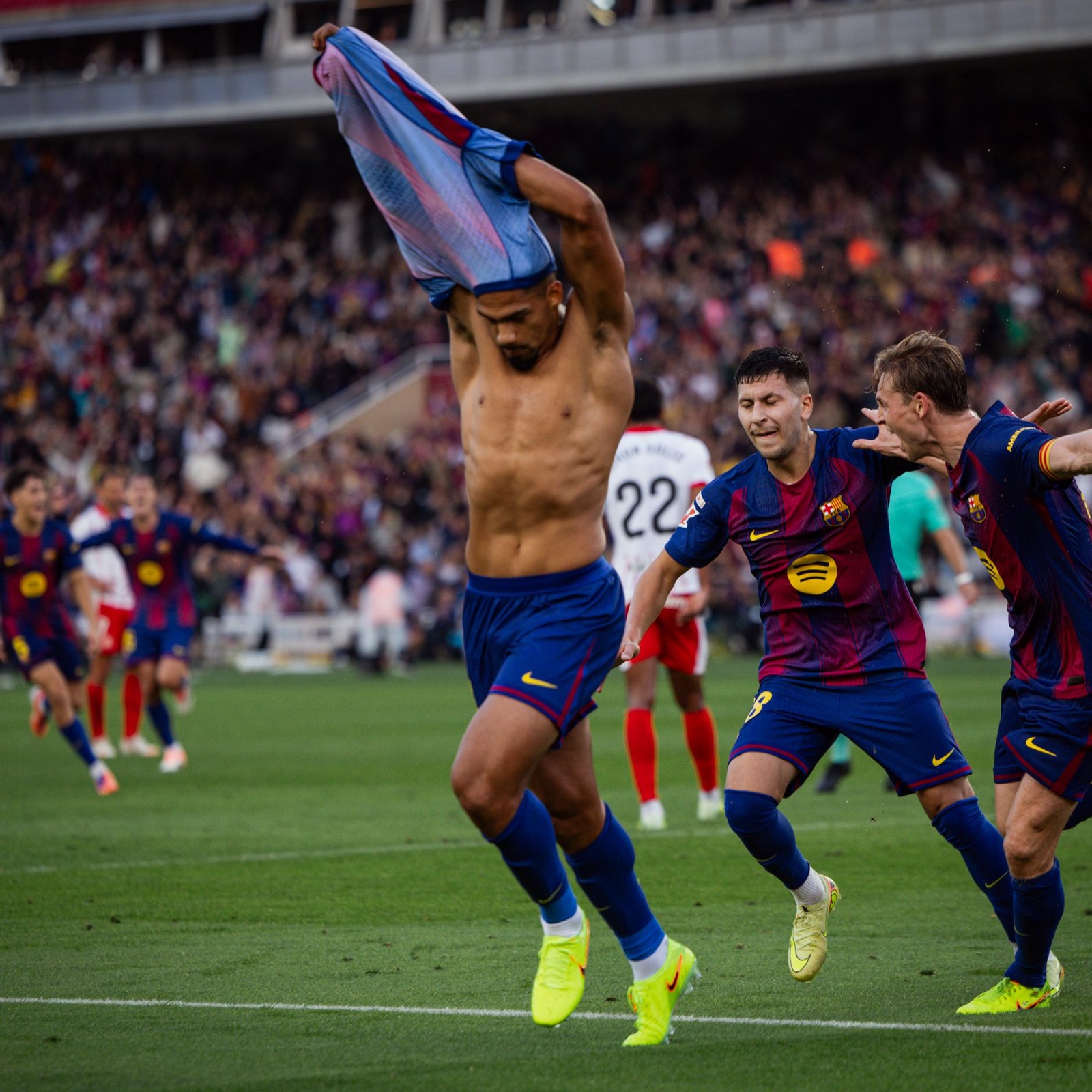Hasil dan Klasemen Liga Spanyol: Gol Telat Ronald Araujo Bantu Barcelona Bungkam Girona 2-1
