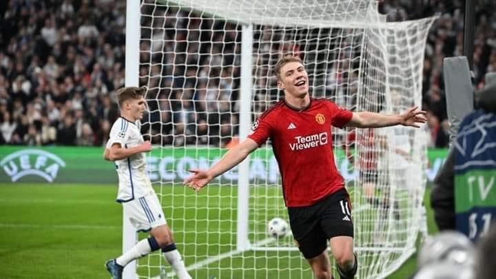 AC Milan Tertarik Boyong Striker Manchester United Rasmus Hojlund?