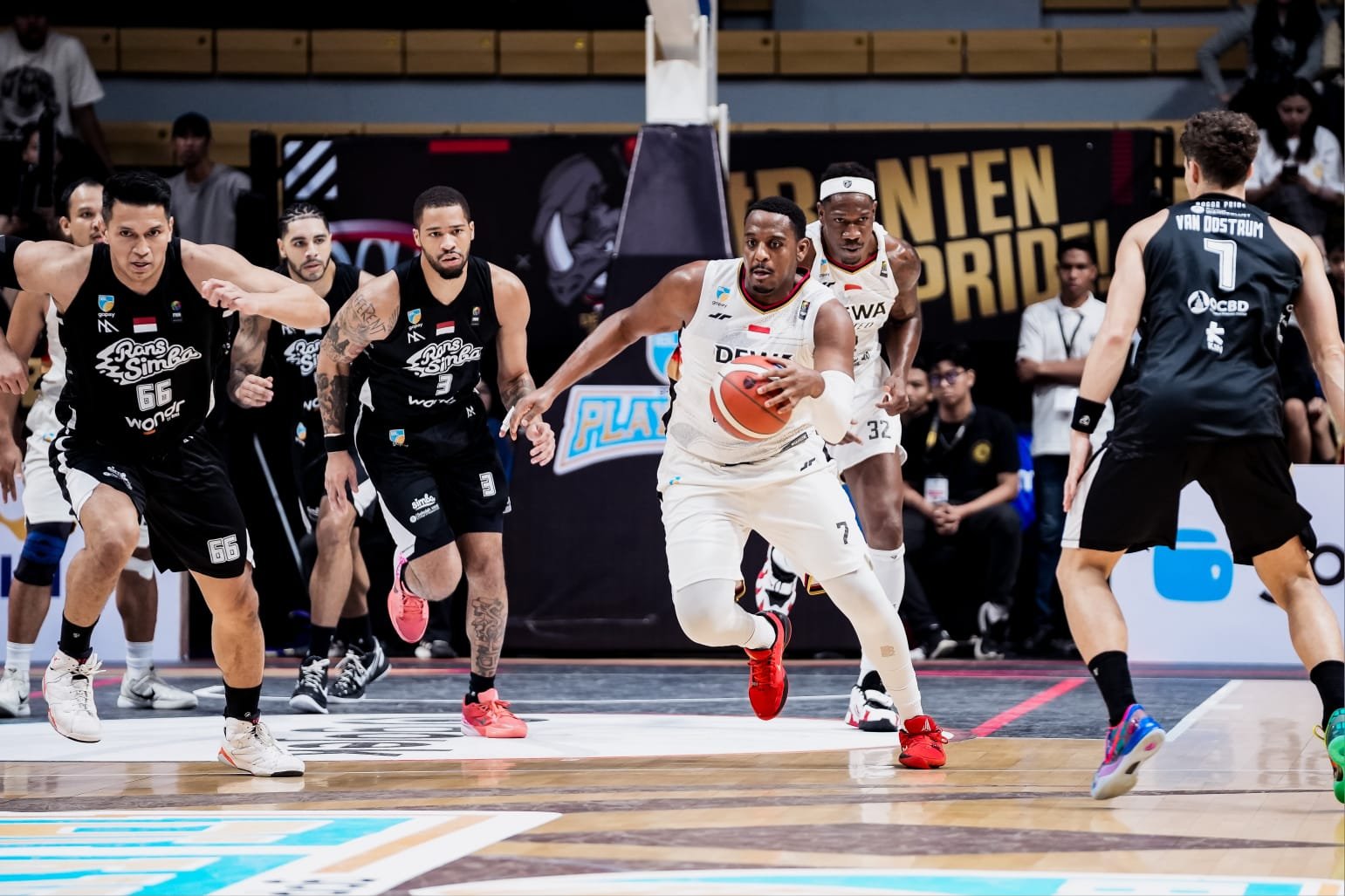 Hasil IBL 2025: Bungkam Rans Simba Bogor, Dewa United Lolos Final Lawan Pelita Jaya