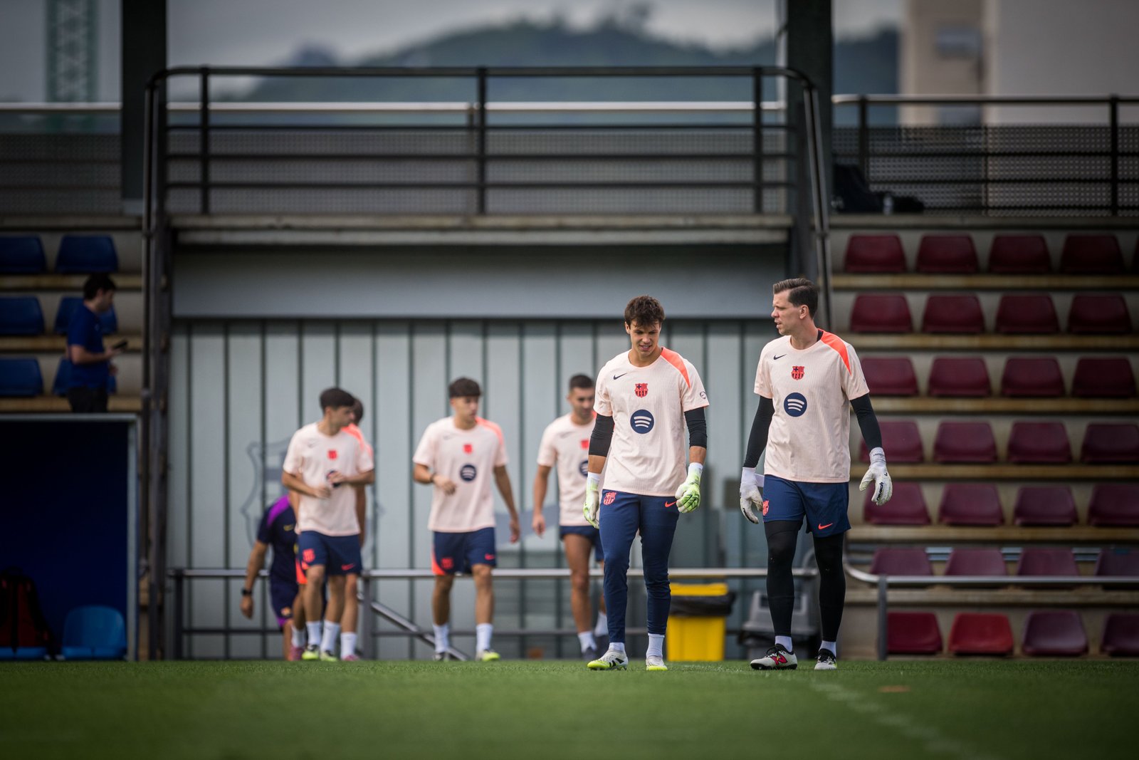 Link Nonton Siaran Langsung Liga Champions: Newcastle vs Barcelona