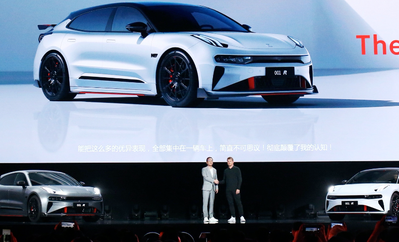 Apakah Zeekr OO1 FR Menjadi Mobil Listrik Tercepat di China?