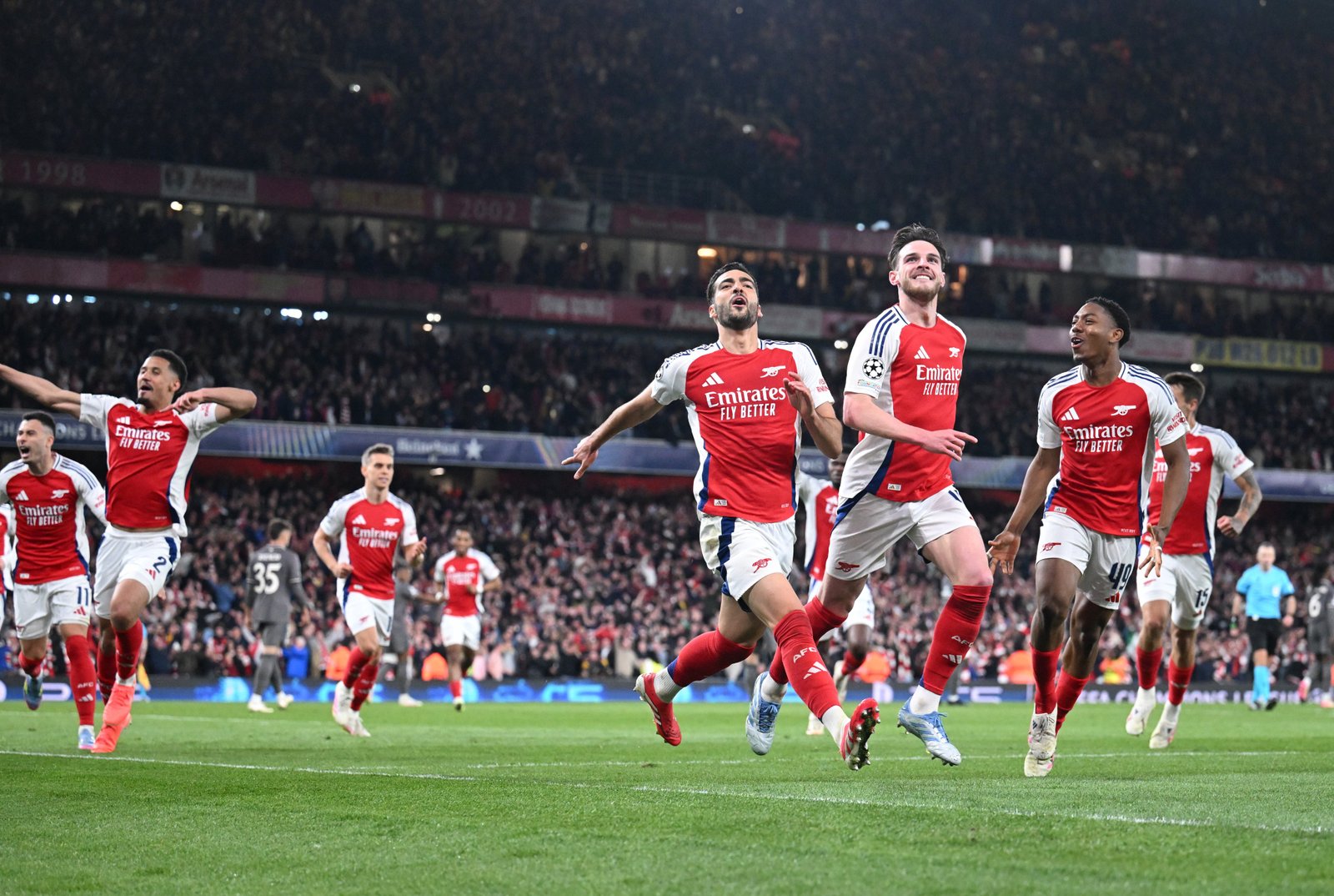 Arsenal Tergoda Boyong Bek Tangguh Barcelona dan Siapkan Tawaran Segini