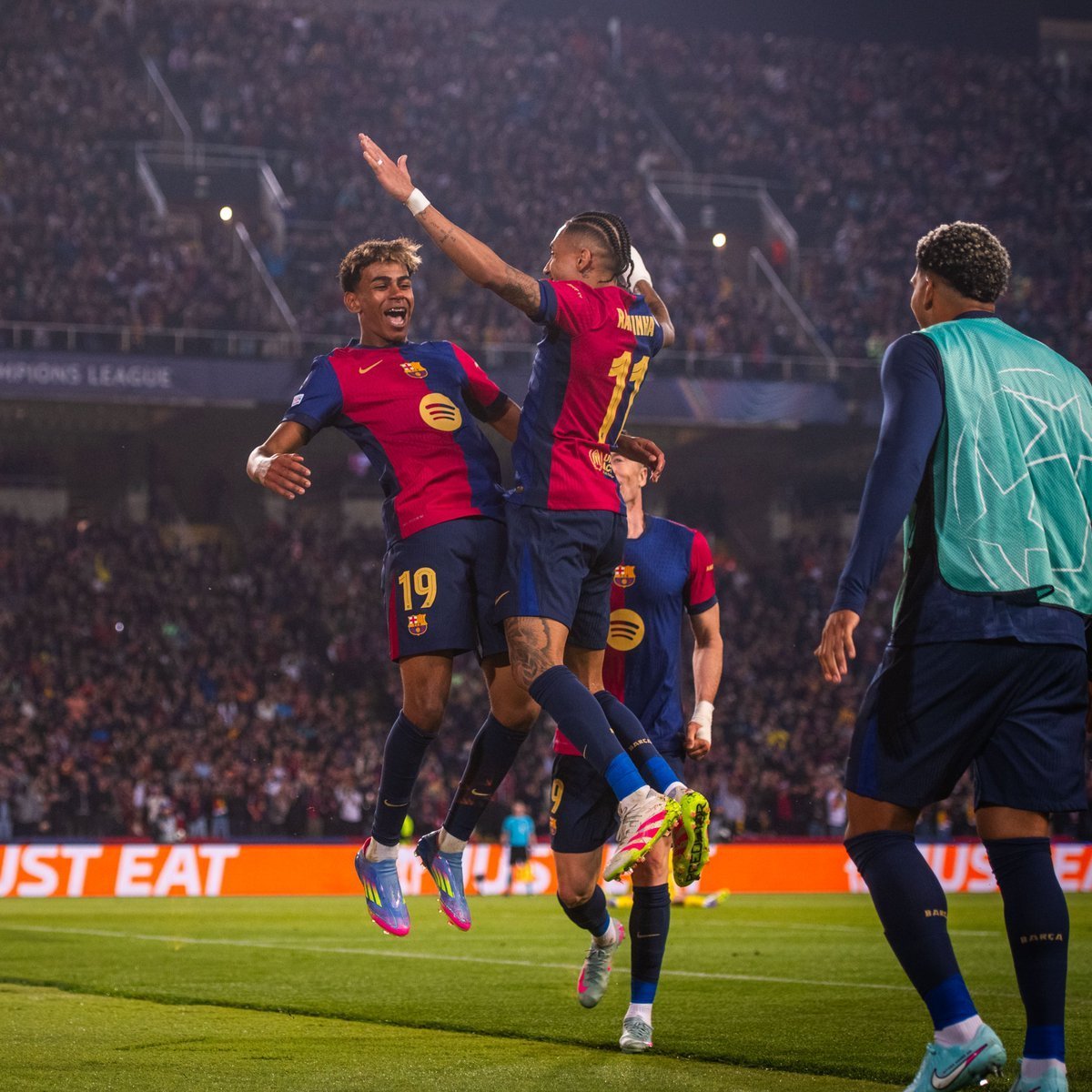  Hasil Liga Champions: Gasak Dortmund 4-0, Satu Kaki Barcelona Sudah di Semifinal