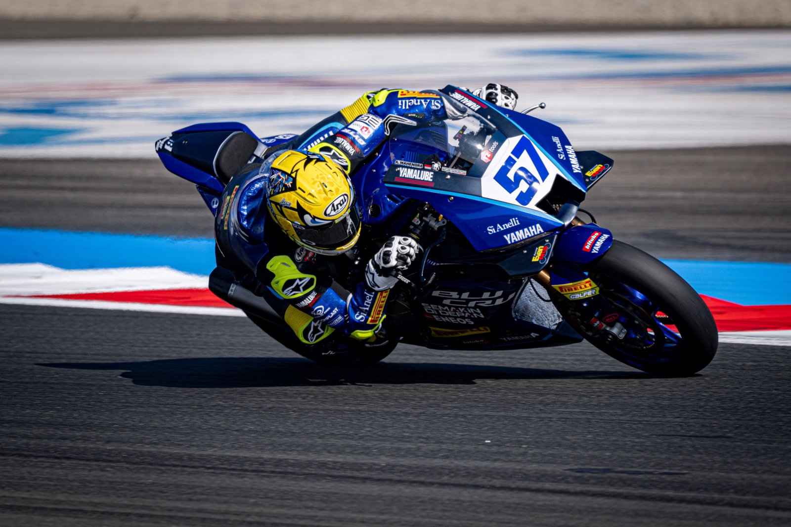 Target 10 Besar Tercapai, Aldi Satya Mahendra Kini Bidik Posisi Lebih Depan di World Supersport 2025