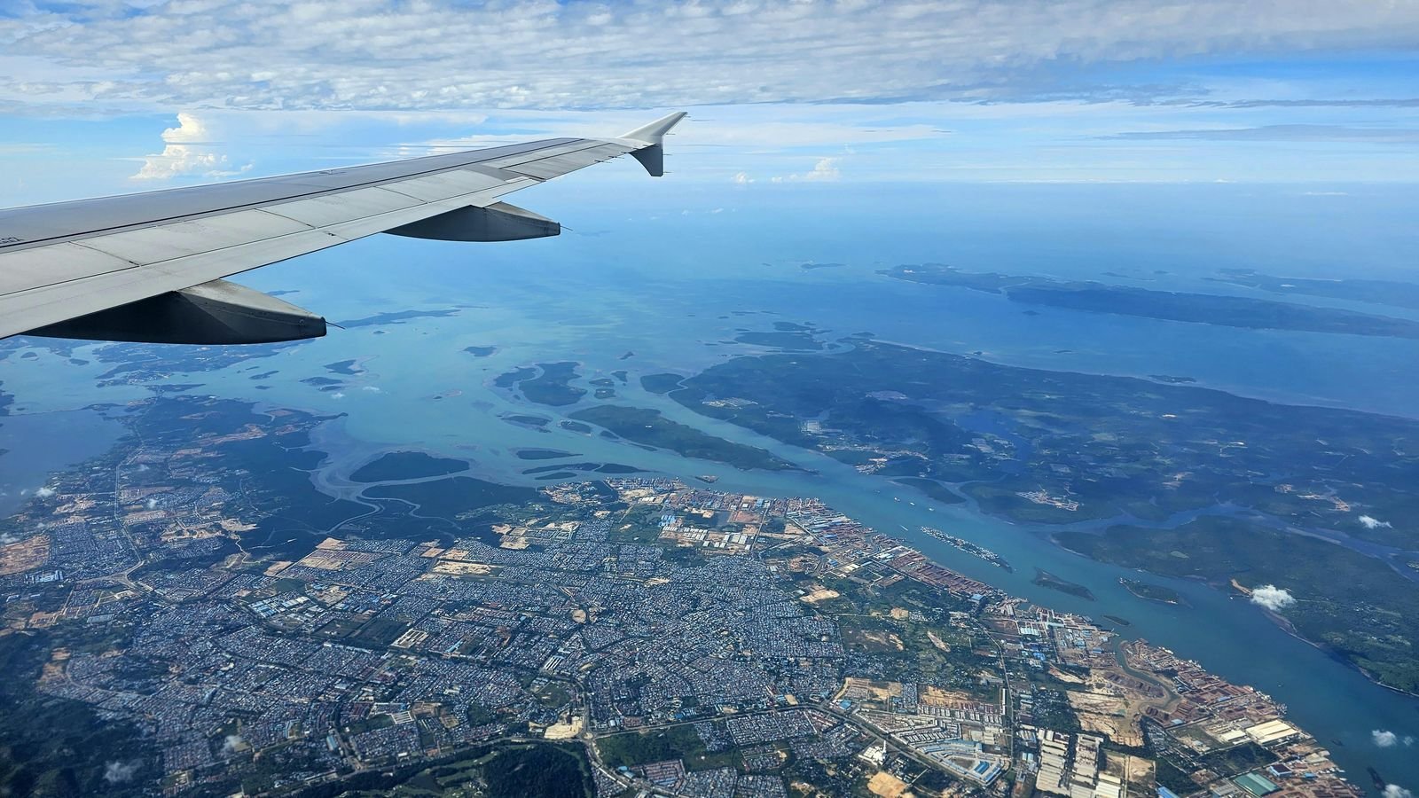 Vibes Seminyak Bali Hadir di Batam, Seperti Apa?