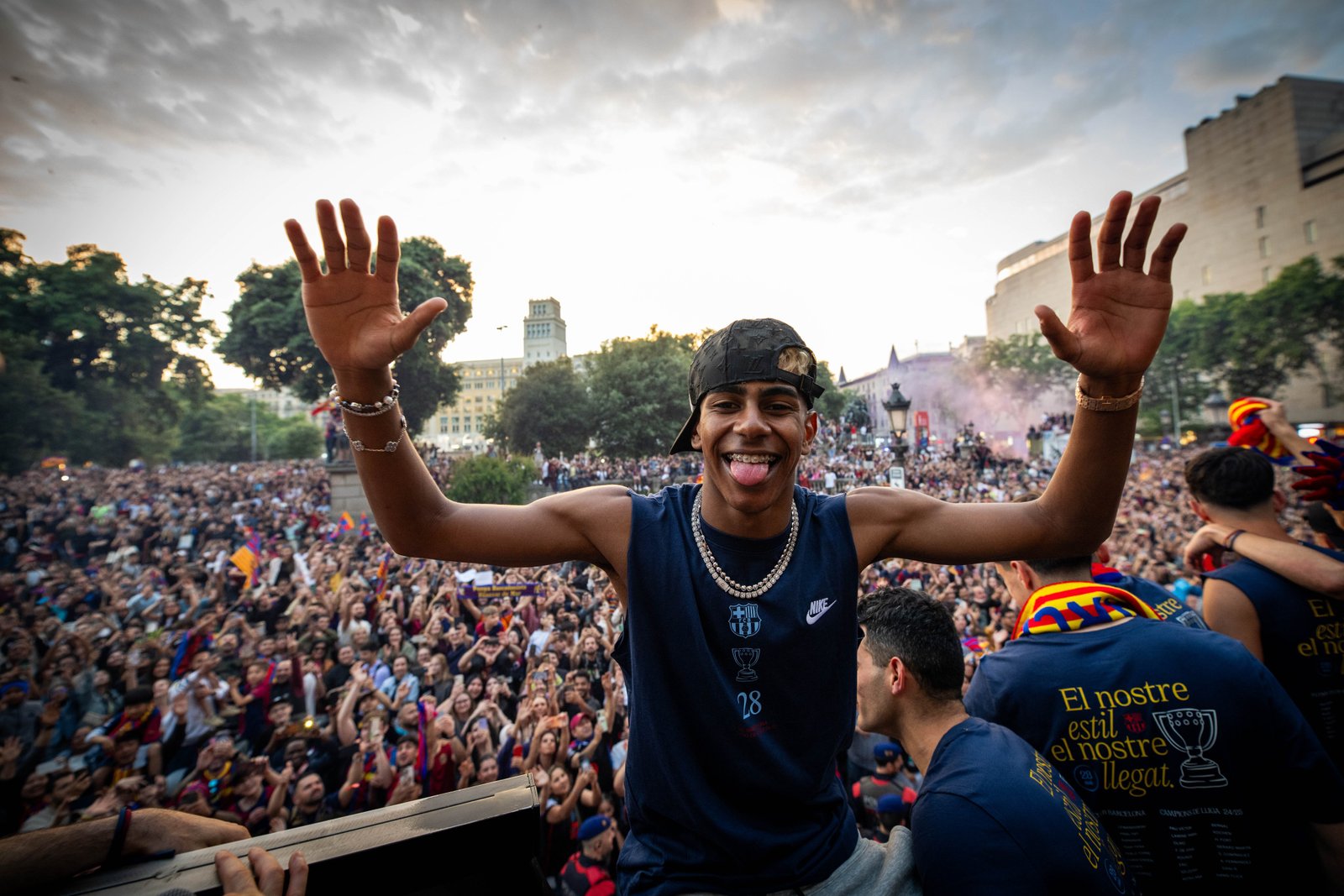 Lamine Yamal Komentari Kemungkinan Ballon d'Or Diraih Ousmane Dembele
