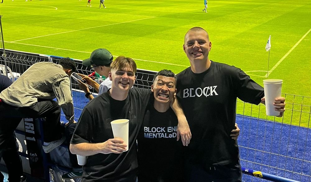 Kisah Warga Inggris dan Skotlandia Jadi Bobotoh di Bangkok United vs Persib