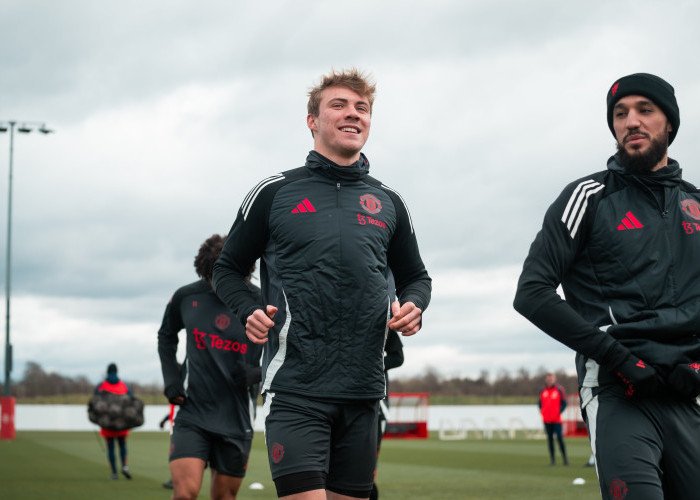 Rasmus Hojlund Makin Dekat Pintu Keluar Manchester United Setelah Diketuk Napoli