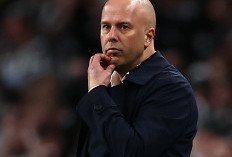  Cuma Butuh 1 Poin untuk Juara Liga Inggris, Arne Slot Tetap Kasih Peringatan untuk Pemain Liverpool 
