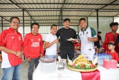 Legenda Timnas Indonesia Hamka Hamzah Buka Akademi Sepak Bola