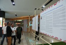 Pameran Foto 90 & Beyond di Sarinah, Rekaman Lensa Menangkap Momen Ikonik Timnas Indonesia