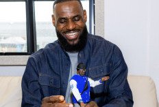 Lucu, Bintang NBA dan LA Lakers LeBron James Jadi Boneka Barbie...