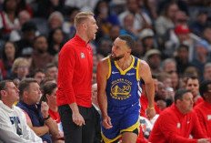  Hasil NBA: Stephen Curry Mengamuk Sumbang 52 Poin Saat Warriors Gilas Memphis Grizzlies