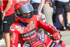  Hasil Kualifikasi MotoGP Qatar: Marc Marquez Rebut Pole, Pecco Bagnaia Jatuh ke Posisi 11!