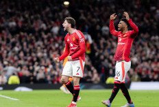 Memberi Trofi Liga Europa ke Fans Manchester United Seperti Utang Buat Ruben Amorim