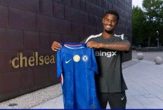 Chelsea Resmi Datangkan Bek Muda Ajax Jorrel Hato